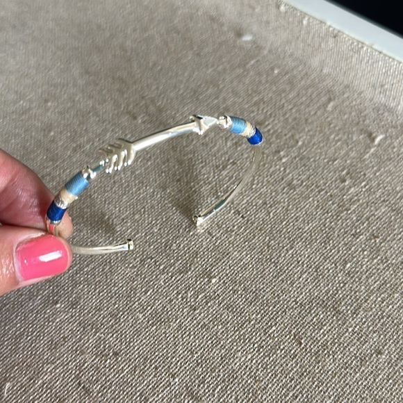 Stella & Dot Arrow Cuff Bracelet - Picture 2 of 3